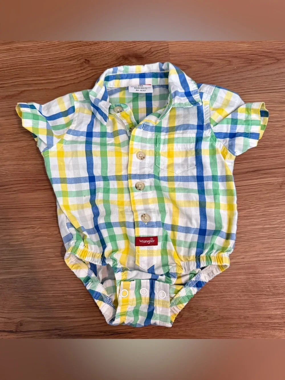 Wrangler baby boy bodysuit 0-3 months holiday colors
